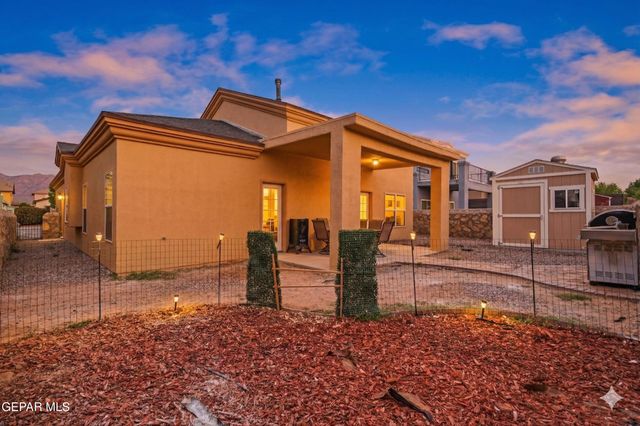 11536 CHARLES BOYLE Place, El Paso, TX 79934