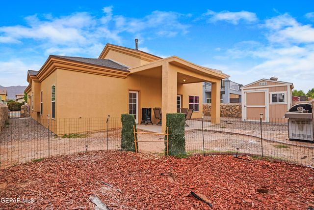 11536 CHARLES BOYLE Place, El Paso, TX 79934