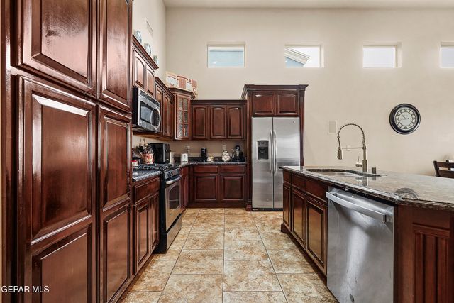 11536 CHARLES BOYLE Place, El Paso, TX 79934