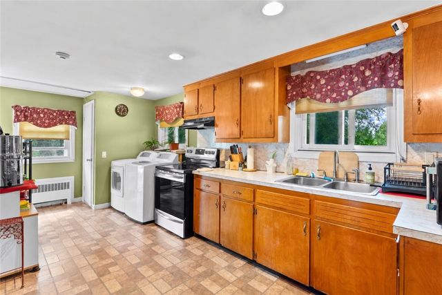 1356 S Broadway, East Providence, RI 02914