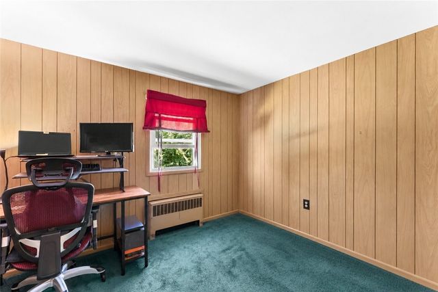 1356 S Broadway, East Providence, RI 02914