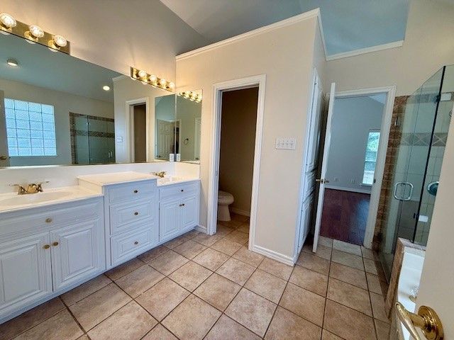 6308 Glen Echo Lane, Arlington, TX 76001