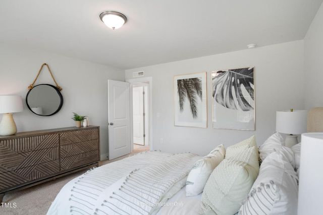 1931 Ballard Road 194, Fuquay Varina, NC 27526