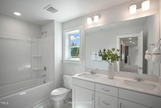1931 Ballard Road 194, Fuquay Varina, NC 27526