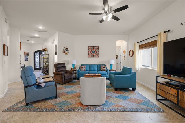 2124 E Desert Greens Drive, Fort Mohave, AZ 86426