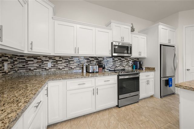 2124 E Desert Greens Drive, Fort Mohave, AZ 86426