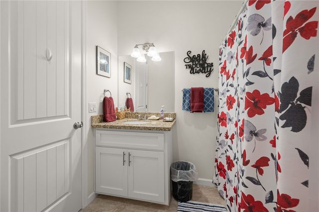 2124 E Desert Greens Drive, Fort Mohave, AZ 86426