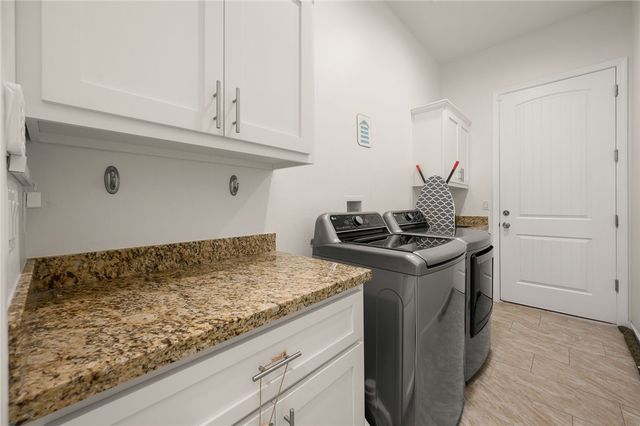 2124 E Desert Greens Drive, Fort Mohave, AZ 86426