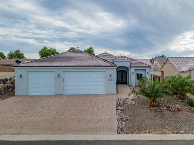 2124 E Desert Greens Drive, Fort Mohave, AZ 86426