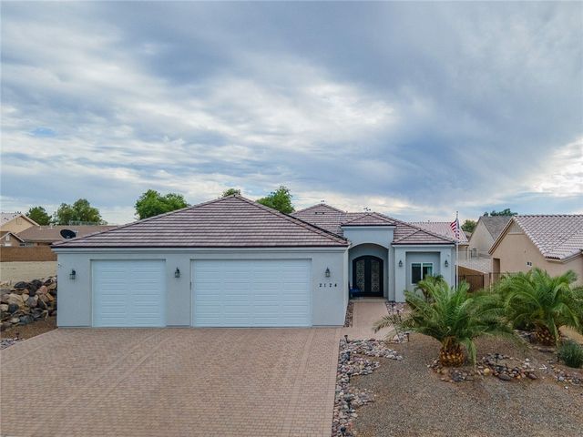 2124 E Desert Greens Drive, Fort Mohave, AZ 86426