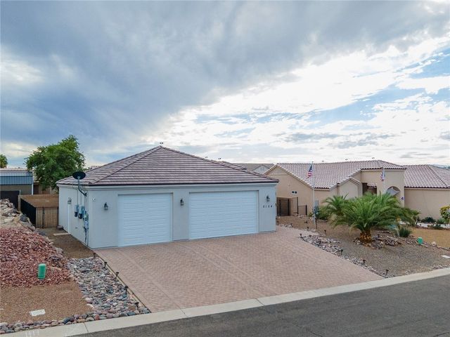 2124 E Desert Greens Drive, Fort Mohave, AZ 86426