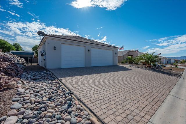 2124 E Desert Greens Drive, Fort Mohave, AZ 86426