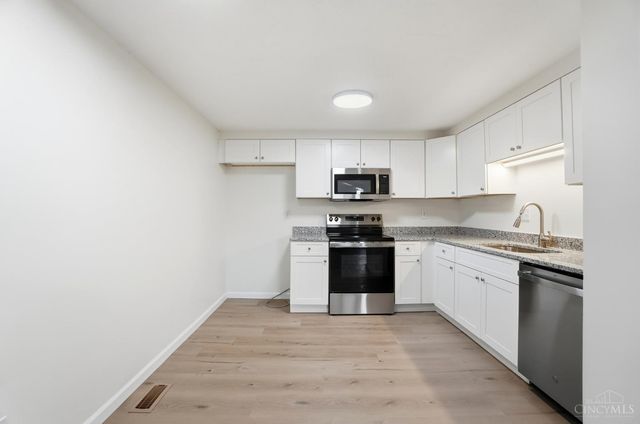 2456 Mustang Drive, Cincinnati, OH 45211