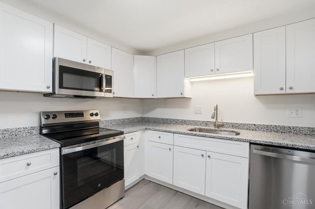 2456 Mustang Drive, Cincinnati, OH 45211