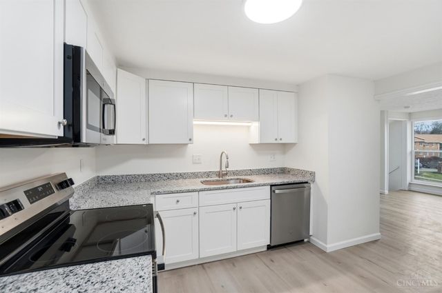 2456 Mustang Drive, Cincinnati, OH 45211