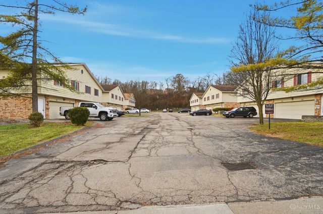 2456 Mustang Drive, Cincinnati, OH 45211