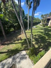 435 Pine Glen Lane C-2, Greenacres, FL 33463