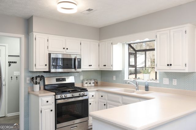 100 Dunsnay Way, Peachtree City, GA 30269