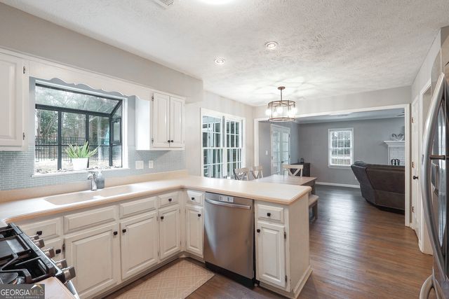 100 Dunsnay Way, Peachtree City, GA 30269