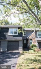 15--B ANDOVER CIR #B, Princeton, NJ 08540