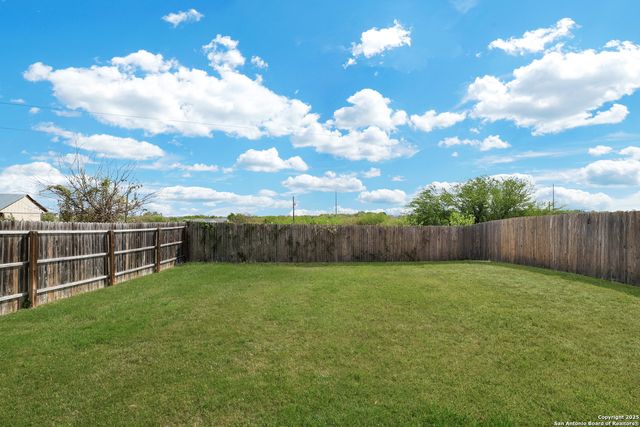 2077 Meadow Pipit, New Braunfels, TX 78130