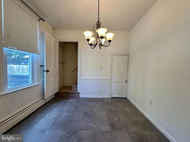 440 N RAILROAD ST, Palmyra, PA 17078