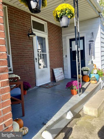 440 N RAILROAD ST, Palmyra, PA 17078
