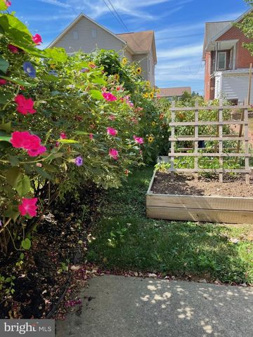 440 N RAILROAD ST, Palmyra, PA 17078