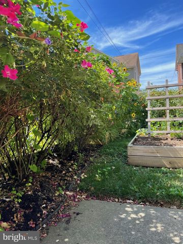 440 N RAILROAD ST, Palmyra, PA 17078