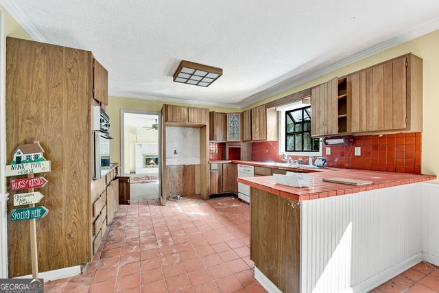 1255 Lake Charles Drive, Roswell, GA 30075