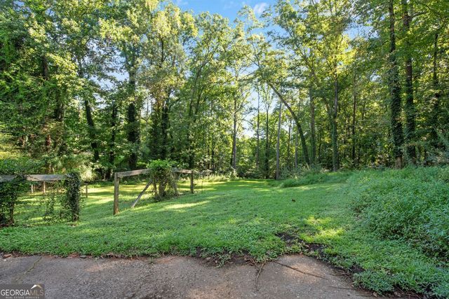 1255 Lake Charles Drive, Roswell, GA 30075