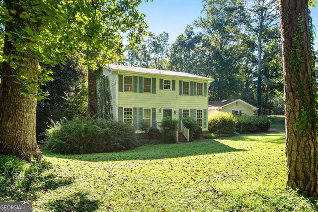 1255 Lake Charles Drive, Roswell, GA 30075