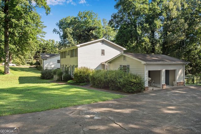 1255 Lake Charles Drive, Roswell, GA 30075