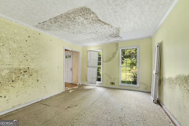 1255 Lake Charles Drive, Roswell, GA 30075