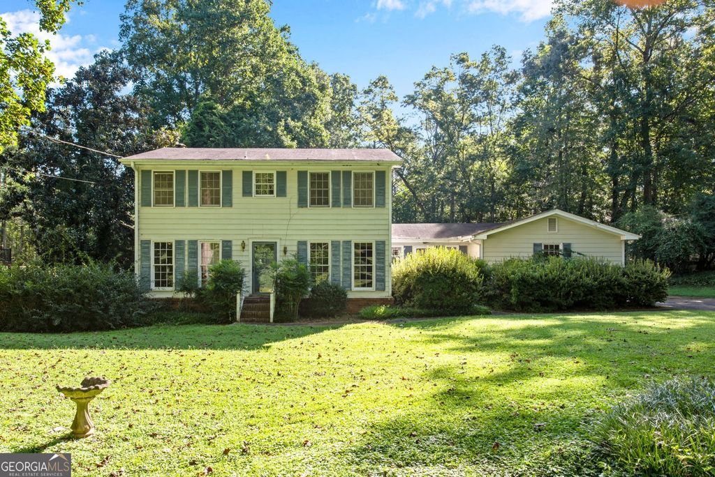 1255 Lake Charles Drive, Roswell, GA 30075