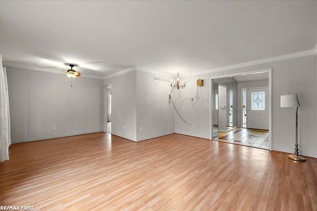 1831 North Lake Drive, Troy, MI 48083