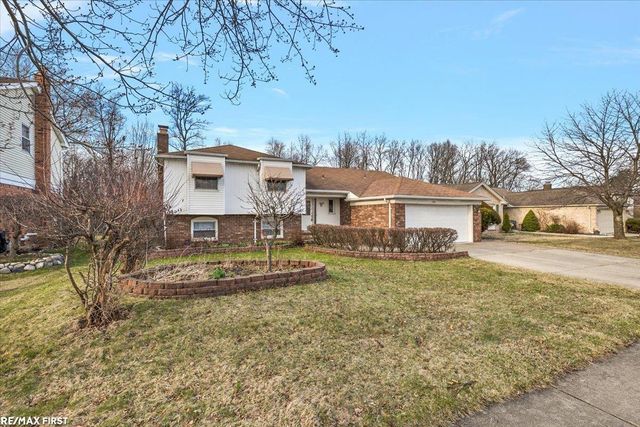 1831 North Lake Drive, Troy, MI 48083