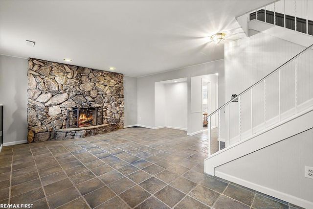 1831 North Lake Drive, Troy, MI 48083