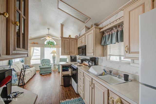 7750 E BROADWAY Road 202, Mesa, AZ 85208