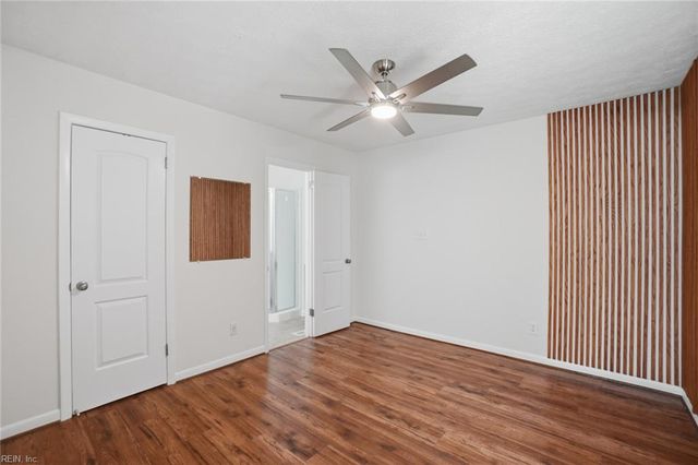 7740 Waters Edge LN, Gloucester Point, VA 23062