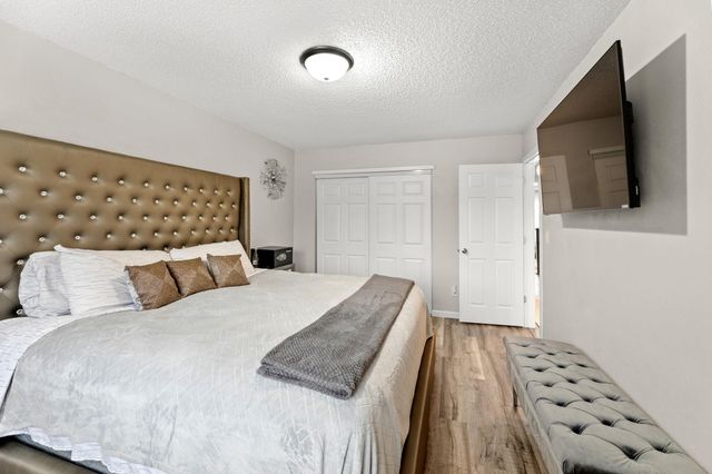 145 Prairiewood Drive S B, Fargo, ND 58103