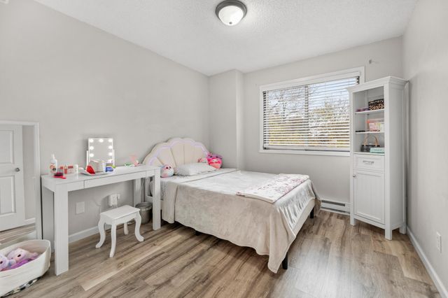 145 Prairiewood Drive S B, Fargo, ND 58103