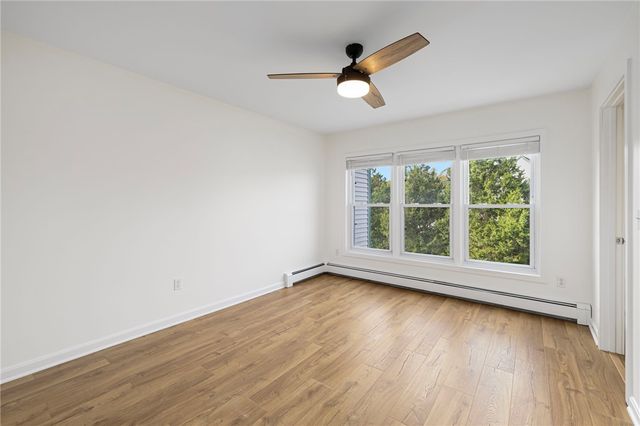 57 Clinton Street 57C, Newport, RI 02840