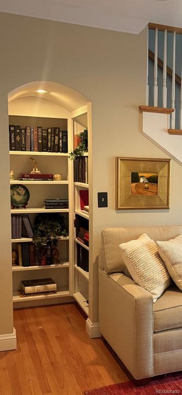 950 S Elizabeth Street, Denver, CO 80209