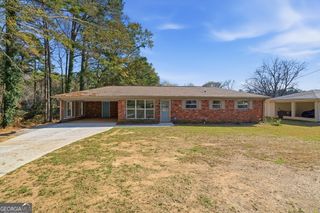 191 Pine Street NE, Fairburn, GA 30213