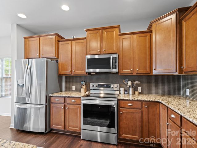 3702 Wiegon Lane, Charlotte, NC 28216