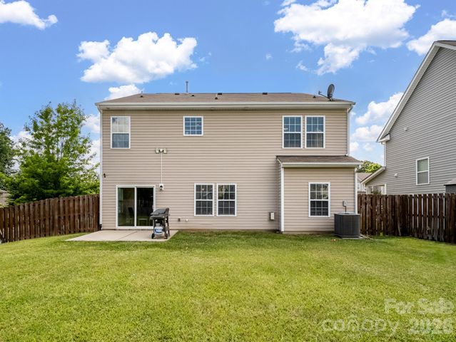 3702 Wiegon Lane, Charlotte, NC 28216
