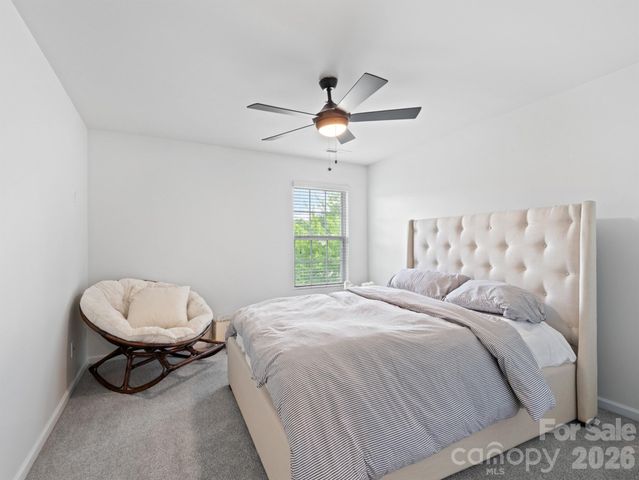 3702 Wiegon Lane, Charlotte, NC 28216