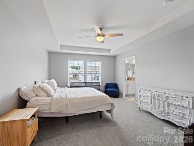 3702 Wiegon Lane, Charlotte, NC 28216