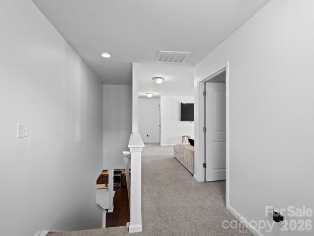 3702 Wiegon Lane, Charlotte, NC 28216